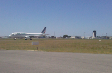 Air France à 50 m de notre petit TB20